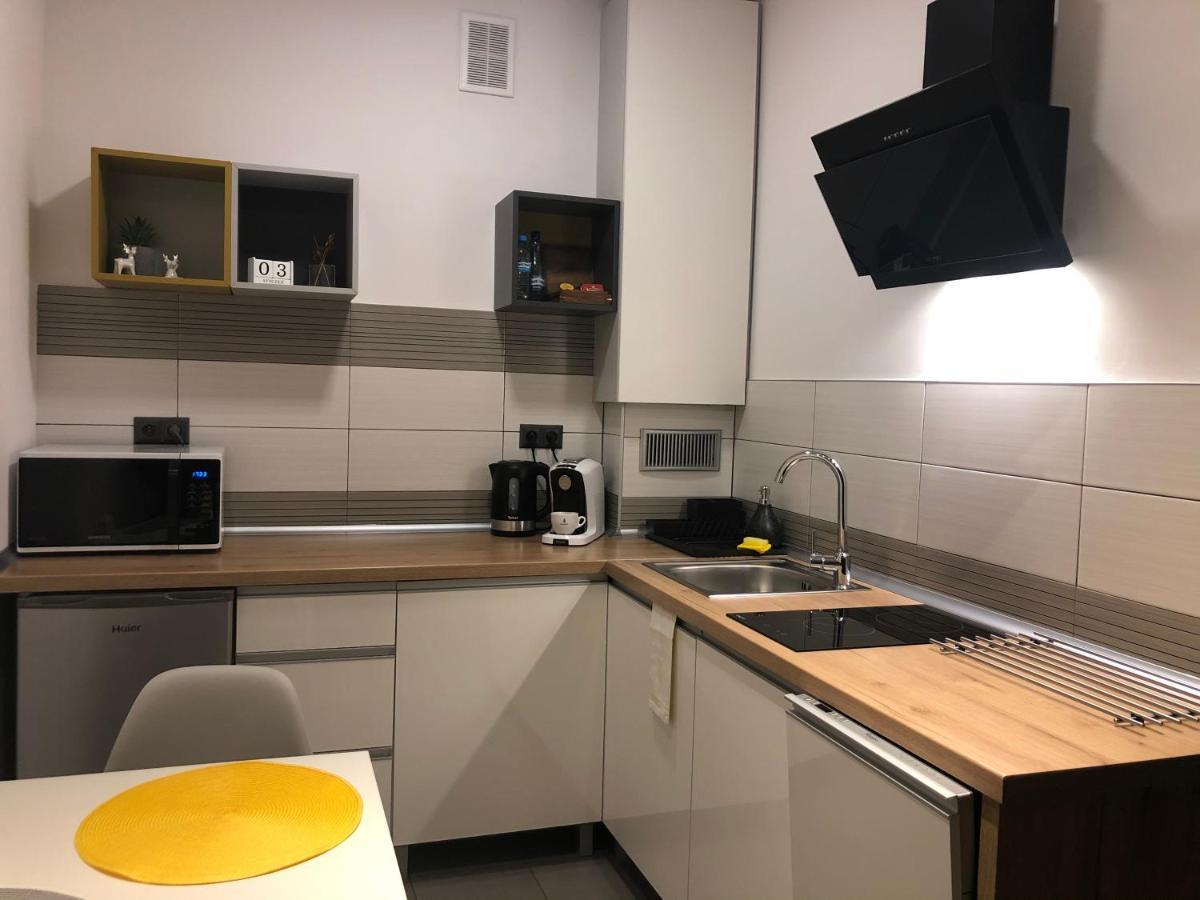 Apartament Szczesliwa 13 - Plac Ratuszowy เยเลเนียกูรา ภายนอก รูปภาพ